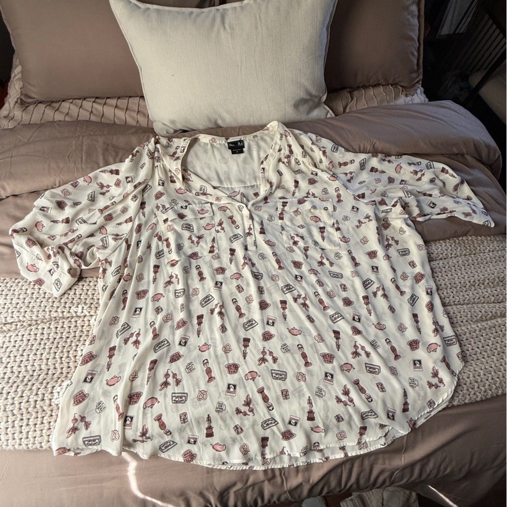 Torrid The Office Show White and Red Patterned Blouse